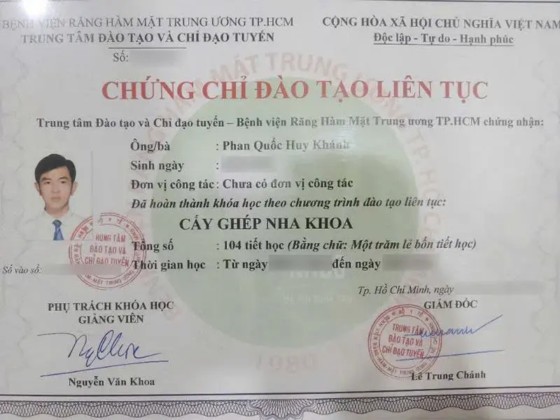 Chứng chỉ cấy ghép nha khoa - Bác sĩ ck1 Phan Quốc Huy Khánh
