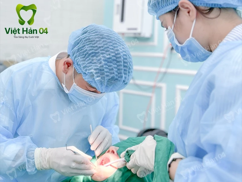 Đội ngũ bác sĩ giàu kinh nghiệm đã từng “giải cứu” thành công hàng ngàn ca cấy ghép implant